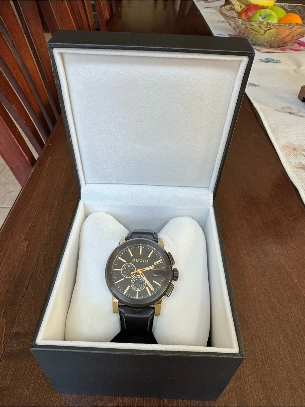 Gucci Black and Gold Men's Chronograph Watch